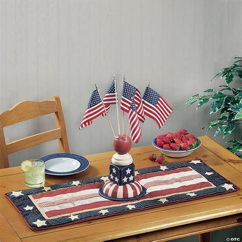 Amazing Patriotic Table Decorations Ideas 03