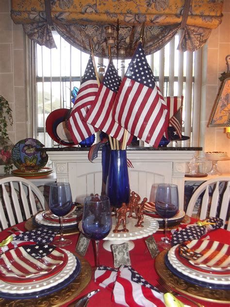 Amazing Patriotic Table Decorations Ideas 04