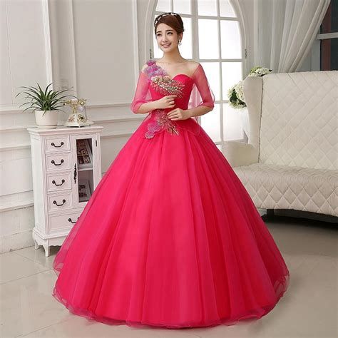 Amazing Pink And Red Dresses Ideas 19