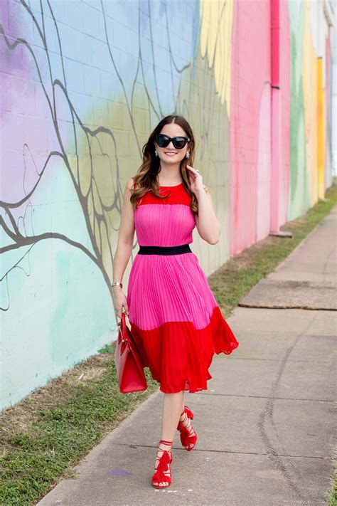 Amazing Pink And Red Dresses Ideas 44