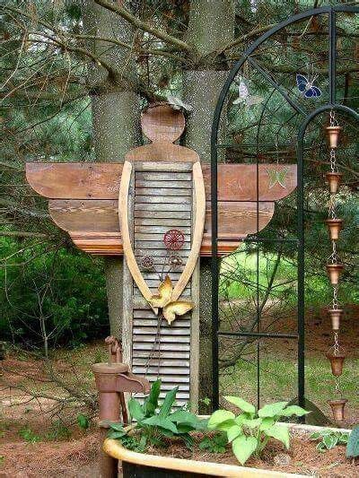 Amazing Wood Yard Art Ideas 25