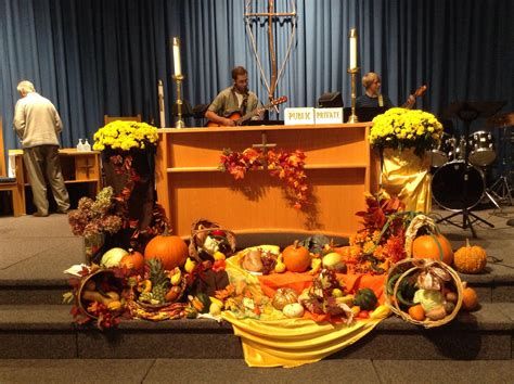 Awesome Church Decoration Ideas For Thanksgiving 07