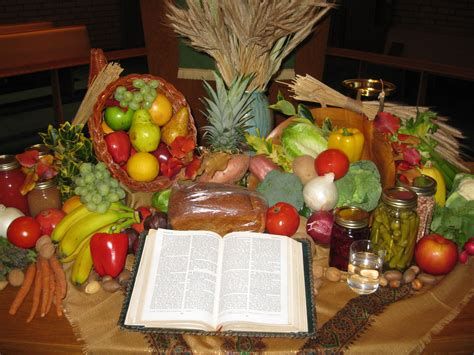 Awesome Church Decoration Ideas For Thanksgiving 10