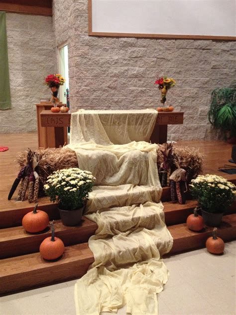 Awesome Church Decoration Ideas For Thanksgiving 25
