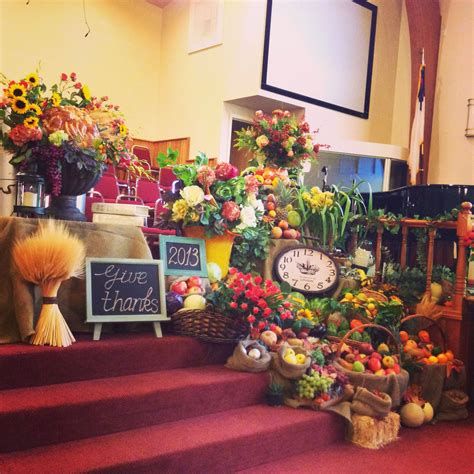 Awesome Church Decoration Ideas For Thanksgiving 33