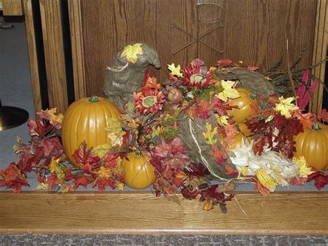 Awesome Church Decoration Ideas For Thanksgiving 36