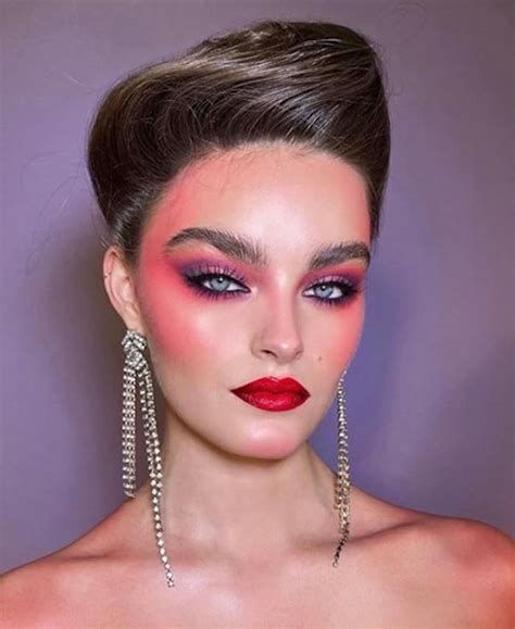 Awesome Valentines Day Makeup Ideas 35