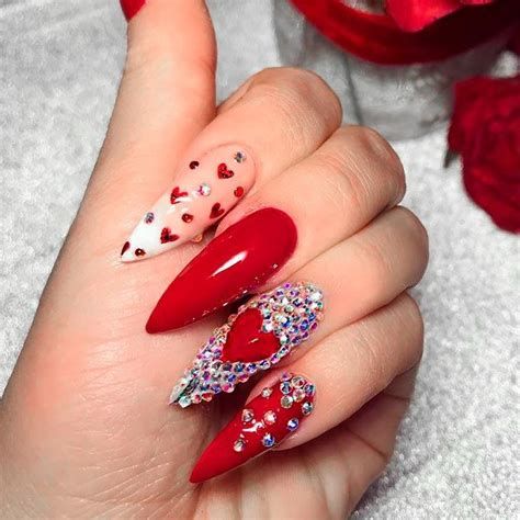 Beautiful Nail Designs For Valentines Day 38
