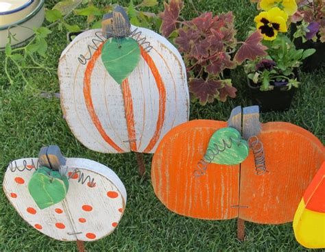 Beautiful Wooden Pumpkins For Yard 05