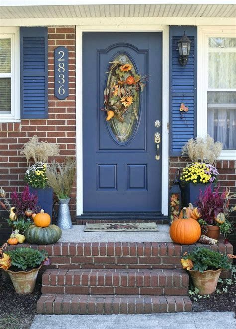 Comfortable Front Porch Decoration Ideas 16