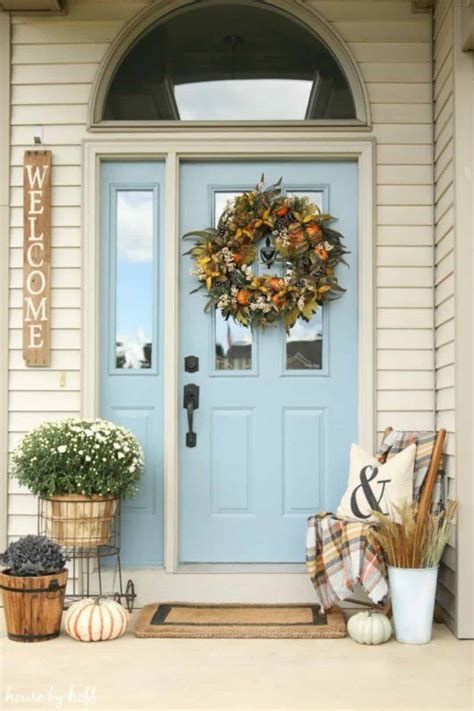 Comfortable Front Porch Decoration Ideas 41