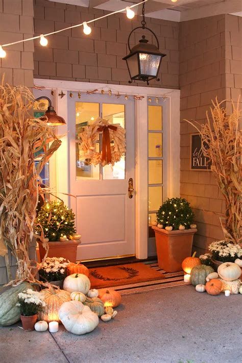 Cool Outdoor Autumn Decorating Ideas 06