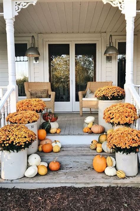 Cool Outdoor Autumn Decorating Ideas 08