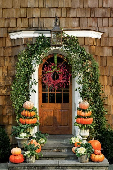 Cool Outdoor Autumn Decorating Ideas 10