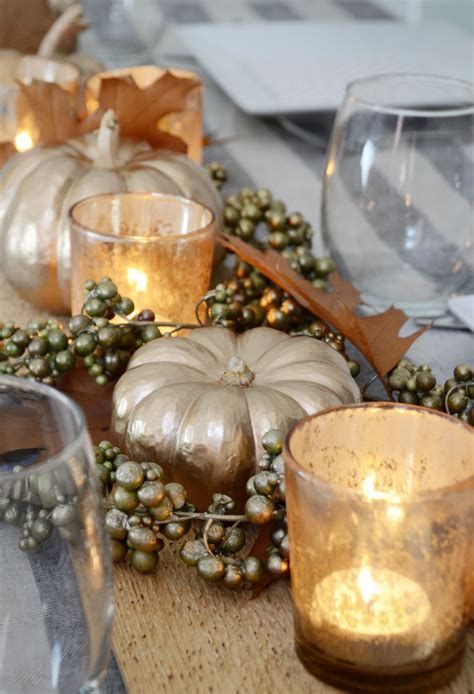 Cool Table Centerpiece For Thanksgiving 26