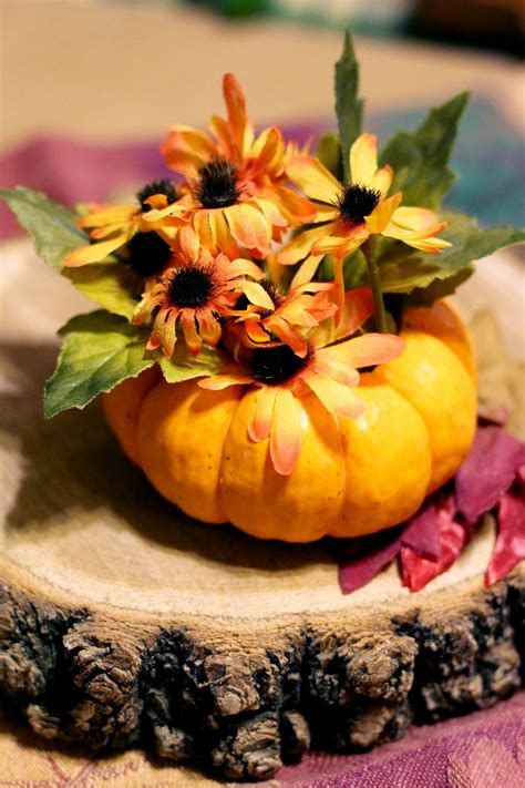 Cool Table Centerpiece For Thanksgiving 38