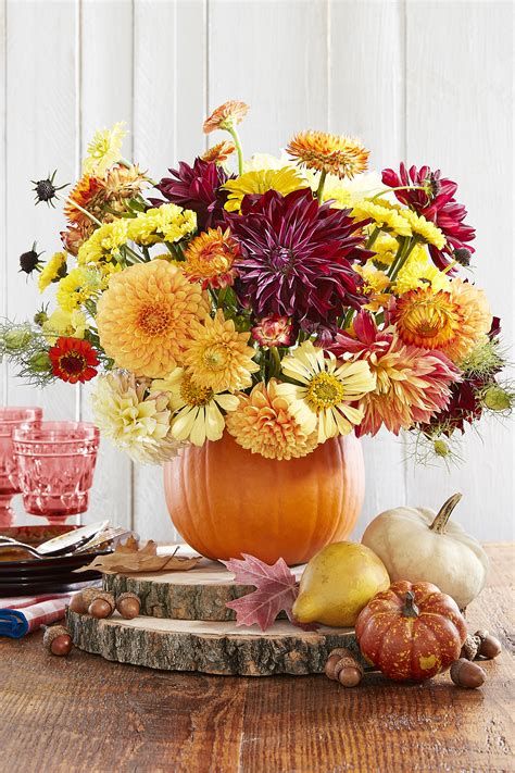 Cool Table Centerpiece For Thanksgiving 41