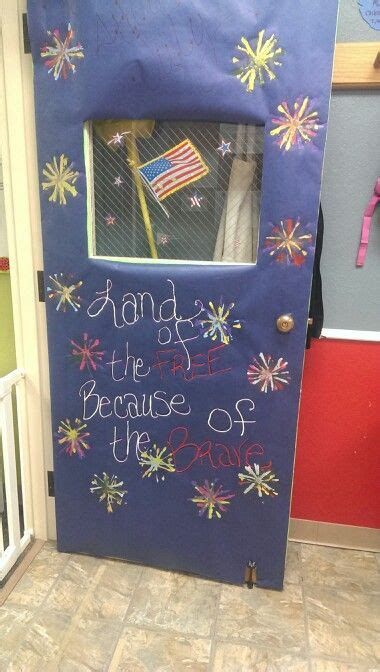 Cozy 4th Of July Door Decorations 27