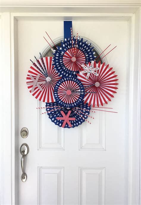 Cozy 4th Of July Door Decorations 38