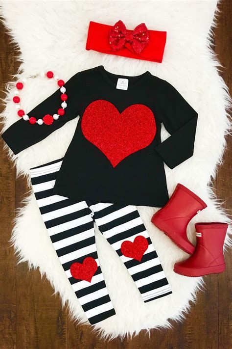 Gorgeous Valentine Day Outfits For Toddlers 17