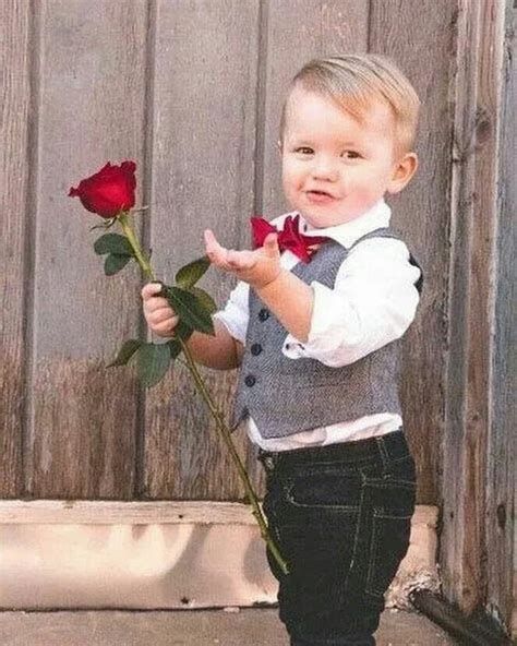 Gorgeous Valentine Day Outfits For Toddlers 28