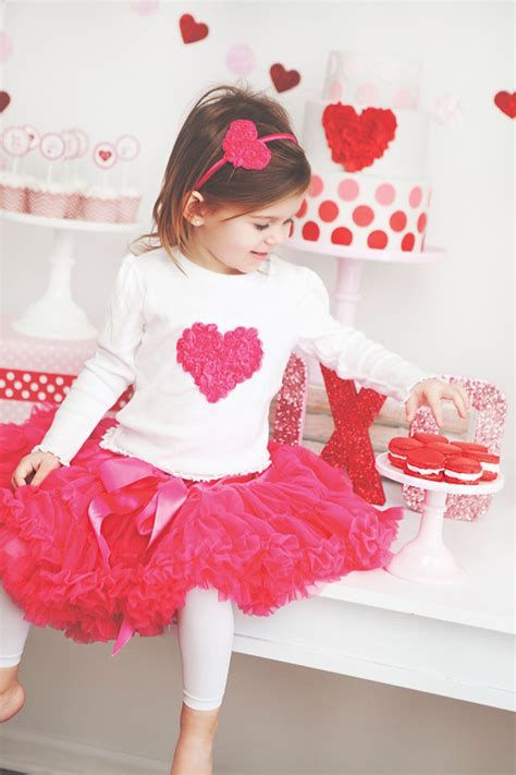 Gorgeous Valentine Day Outfits For Toddlers 30