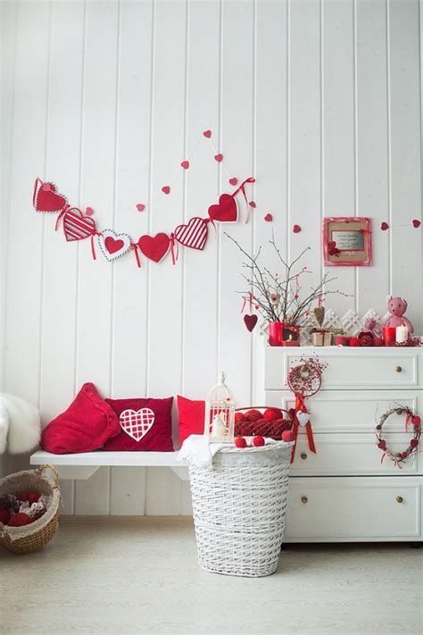 Gorgeous Valentines Room Decoration Ideas 33