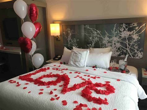 Gorgeous Valentines Room Decoration Ideas 35