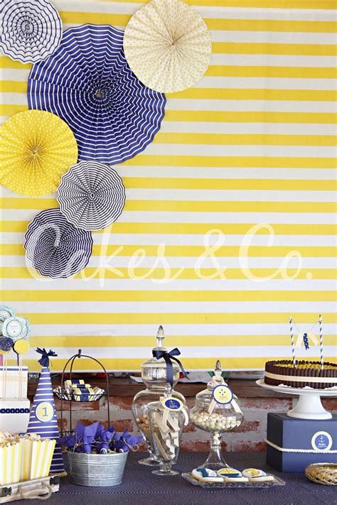 Inspiring Blue And Yellow Party Decoration Ideas 42