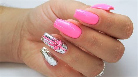 Inspiring Silver And Pink Nails 02