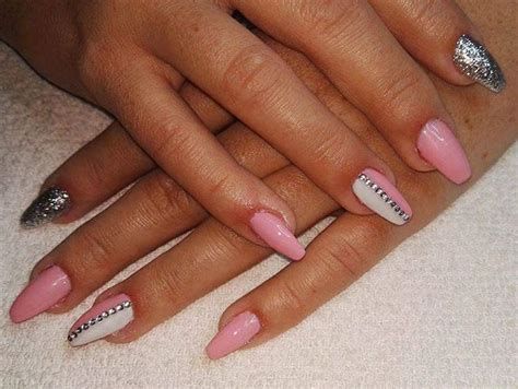 Inspiring Silver And Pink Nails 18