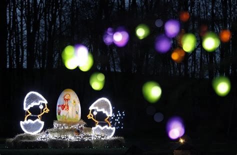 Lovely Outdoor Easter Decorations Lights 04