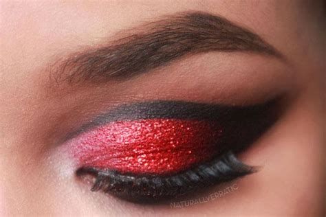 Lovely Valentines Day Eye Makeup 16