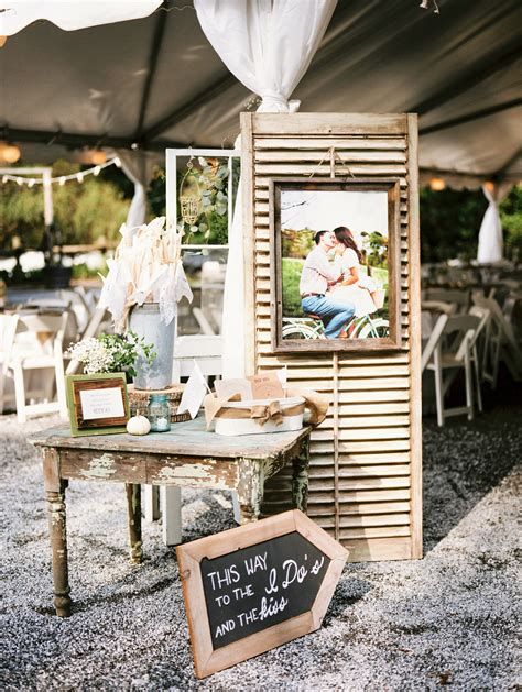 Modern Country Wedding Decoration Ideas Diy 40