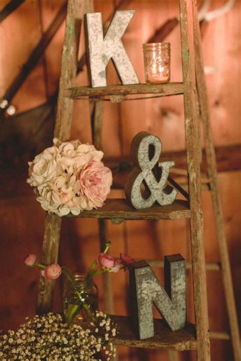 Modern Country Wedding Decoration Ideas Diy 42