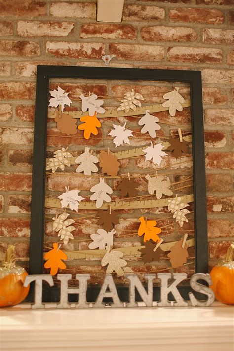 Stunning Thanksgiving Office Decorating Ideas 08