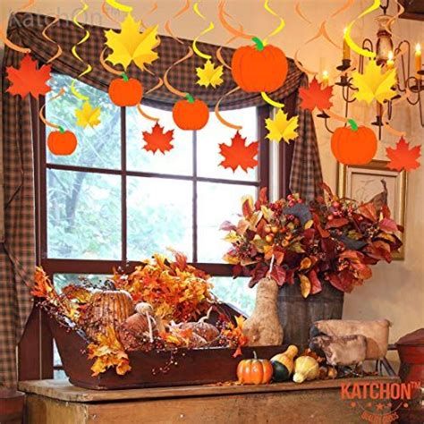 Stunning Thanksgiving Office Decorating Ideas 16