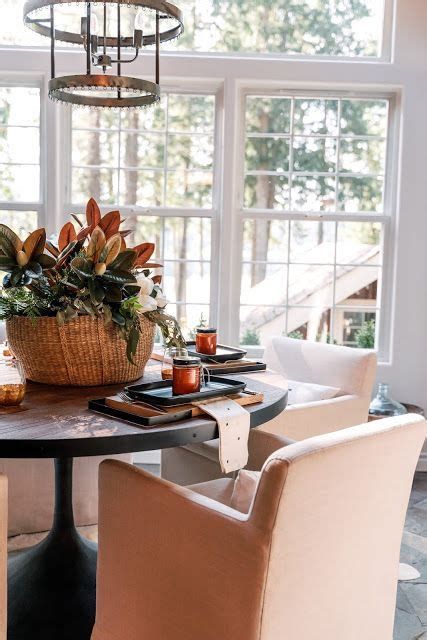 Stunning Thanksgiving Office Decorating Ideas 22