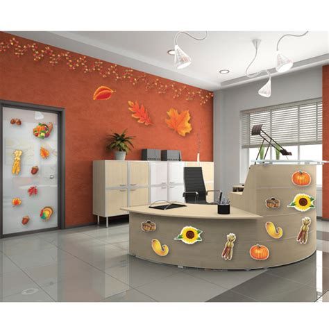 Stunning Thanksgiving Office Decorating Ideas 45