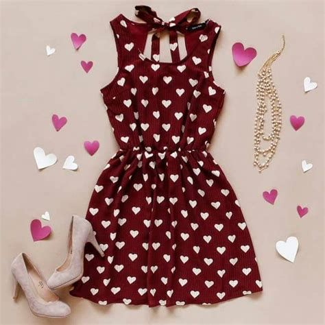 Stunning Valentine Dresses For Teens 12