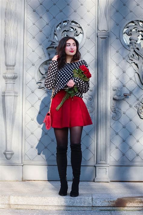 Stylish Valentines Day Outfits Ideas For Women 31