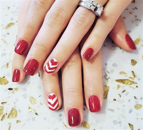 Totally Comfy Valentines Nail Designs Short Nails 19