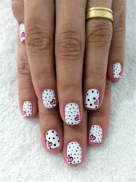 Totally Comfy Valentines Nail Designs Short Nails 22