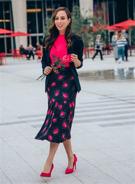 Trending Outfits For Valentines Day 25