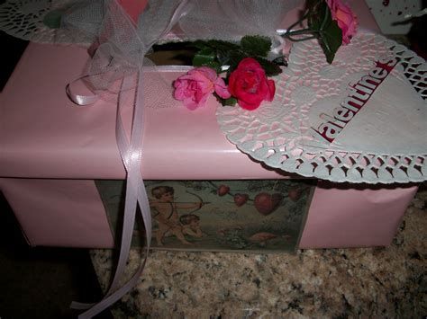 Trending Shoe Box Decoration For Valentines Day 26