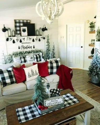 Numerous Ways To Fill Your Living Room With Scents Of Christmas 04