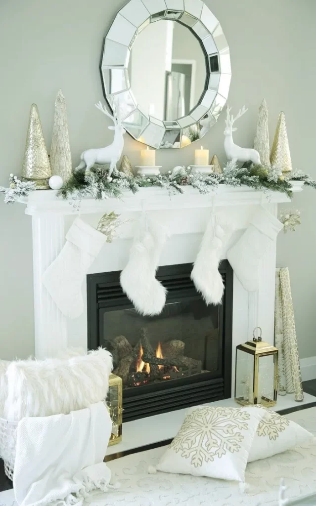 Numerous Ways To Fill Your Living Room With Scents Of Christmas 21
