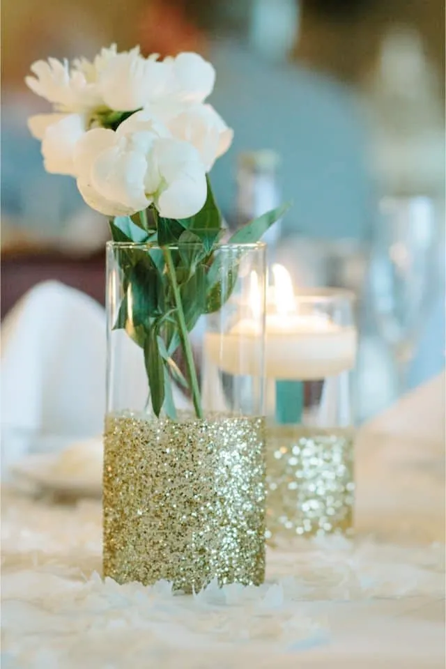 13 Easy Winter Wedding Centerpiece Ideas 13