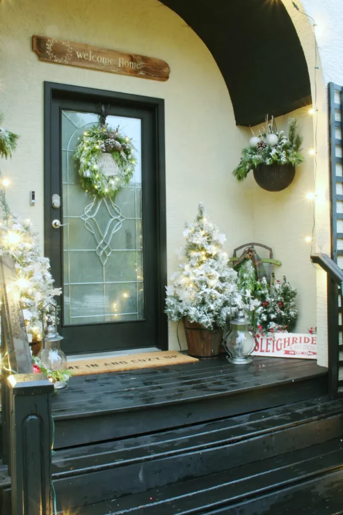 14 Ideas for Decorating Your Winter Home to Add the Personal Touch to Your Front Porch 11