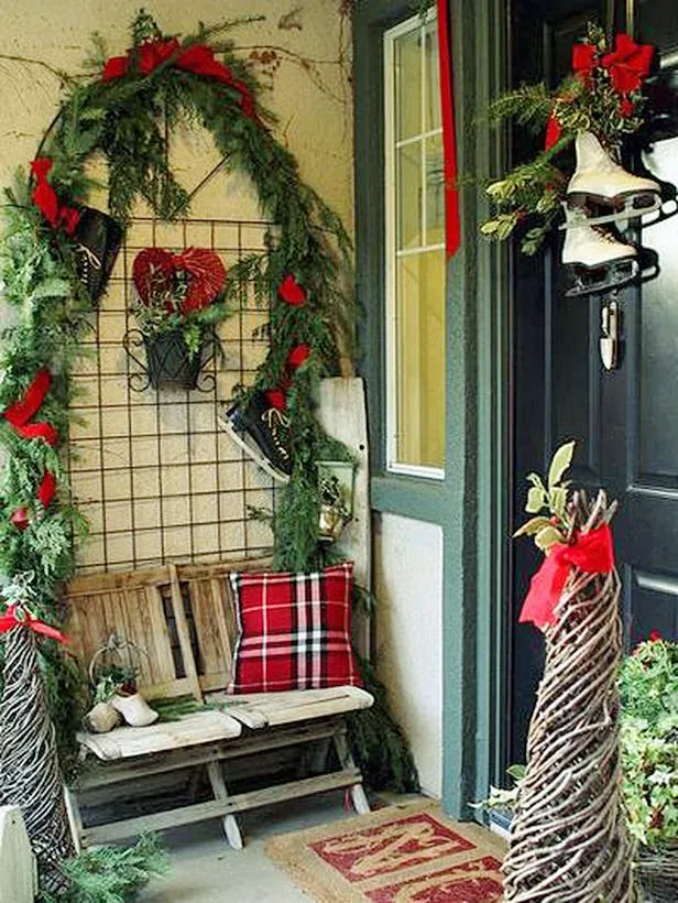 15 Decorating Ideas Your Front Door For the Holidays 08